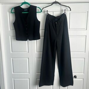 SET Trouser/Vest - Gap ‘CashSoft’